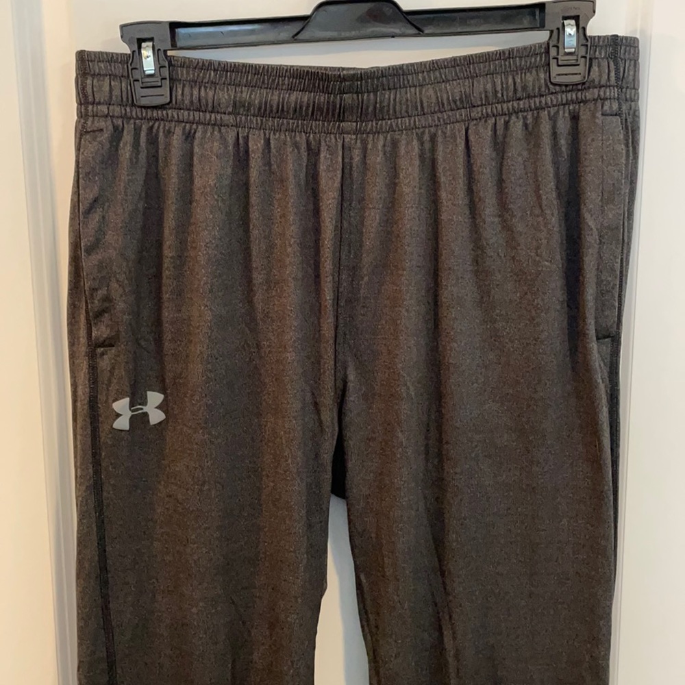 Grey Under Armour Heat Gear